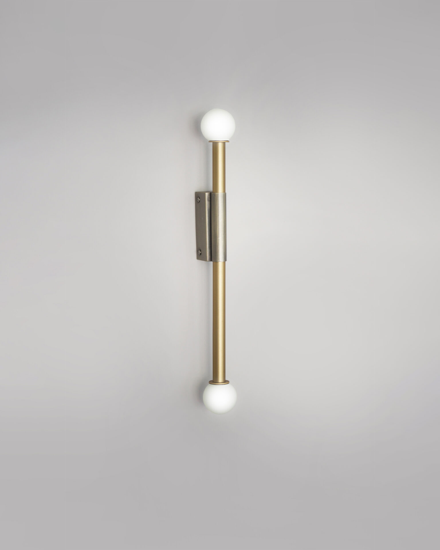 Square in Cirlce_Pole and Circle Wall Light_Lighting_Studio Fenice_ (2)